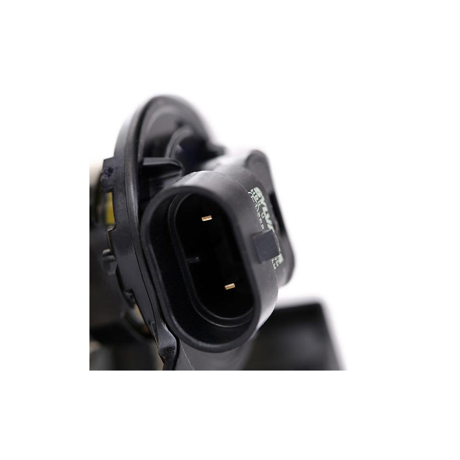 Hella 1N0 271 296-041 Fog Light For VW Passat