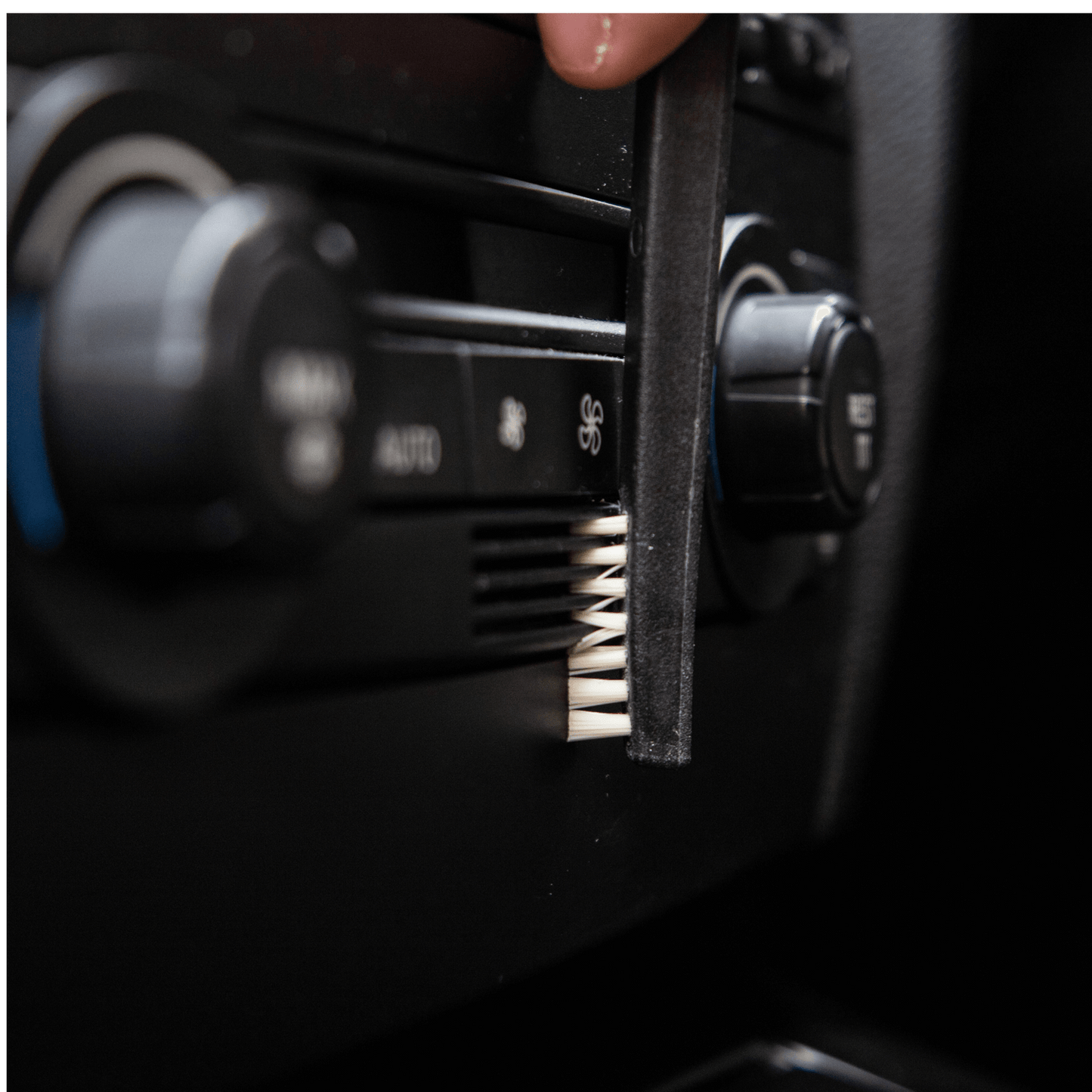 Meguiars X1130EU Triple Duty Detail Brush