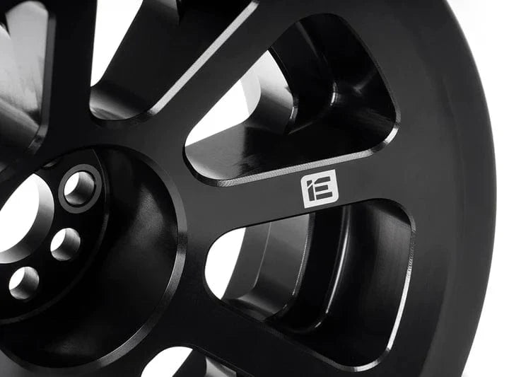 Integrated Engineering IEBAVJ6 Audi 3.0T TFSI B8 C7 207mm Crank Pulley & Damper Upgrade Kit (Inc. S4, S5, A6 & A7) - Duco Car Parts UK