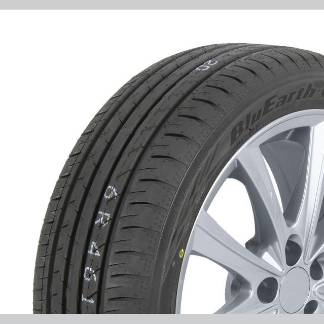 YOKOHAMA 20555R16LOYO91VAE51 Summer Pkw Tyreba71.0 Db