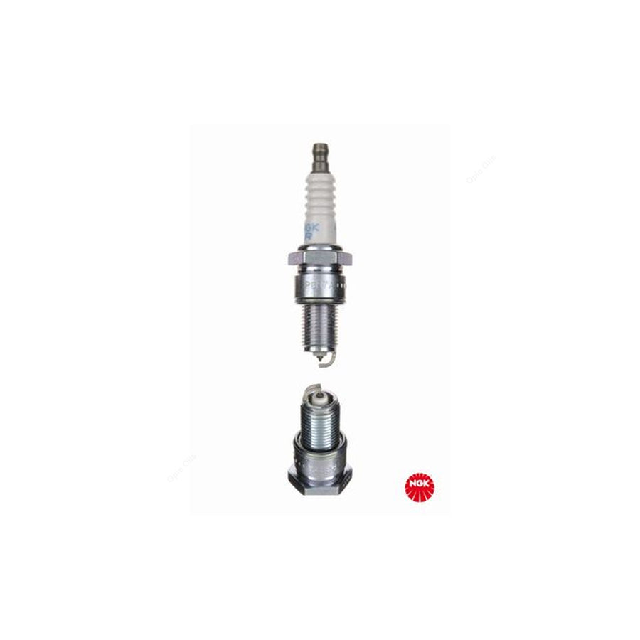 NGK PGR7A (3200) - Laser Platinum Spark Plug / Sparkplug