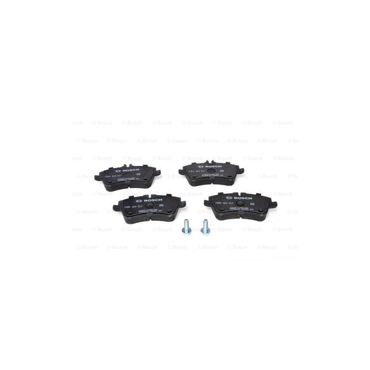 Bosch 0986424517 Brake Pad Set With Anti Squeak Plate With Bolts Screws With Accessories BP2682