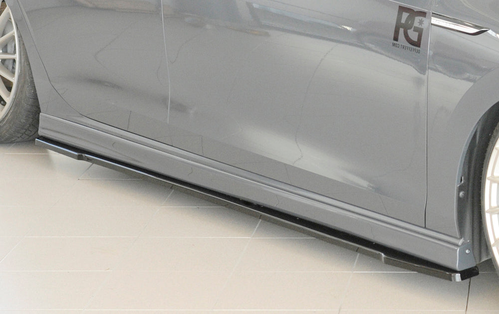Rieger 00088212 Seat, VW 5F Leon & Mk7 Mk8 Golf Right Side Skirt Splitter (Inc. Leon Cupra/FR & Mk7 Mk8 Golf GTD/GTE/GTI/R) - Glossy Black