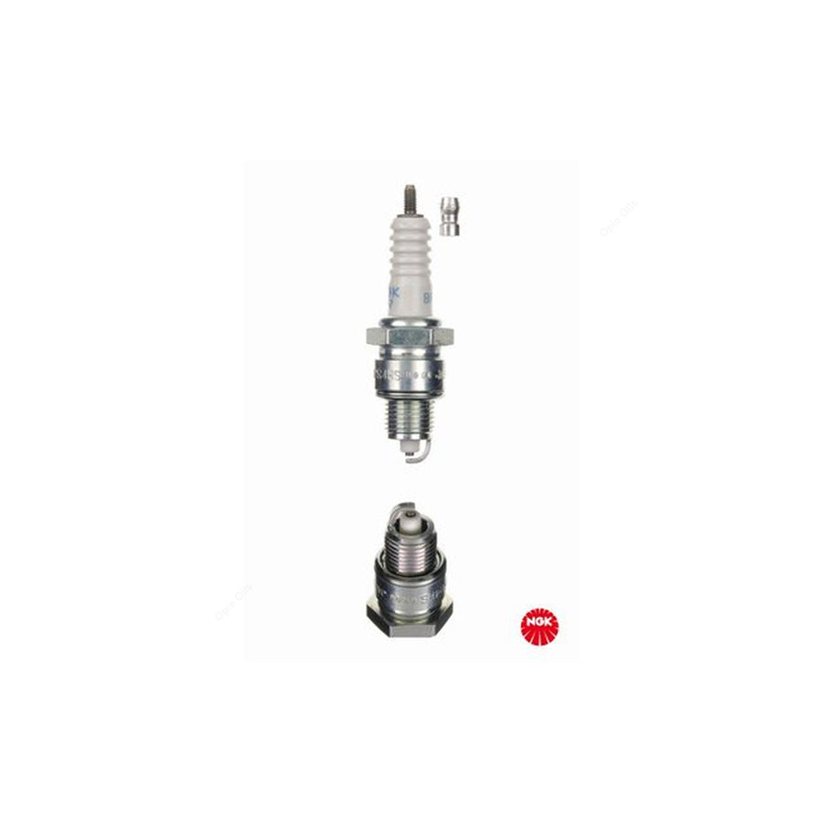 NGK BPR4HS (7823) - Standard Spark Plug / Sparkplug - Extended Projection