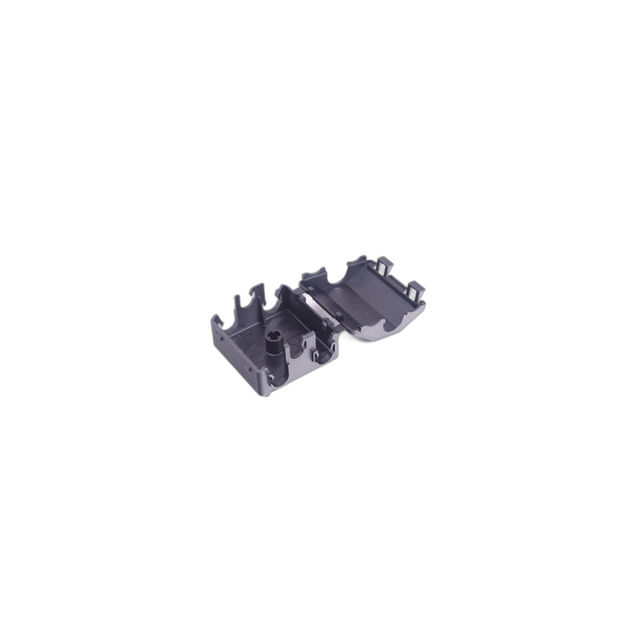 Genuine BMW 61139249146 G11 F22 F90 Plug-In Connection Bracket (Inc. X2 18dX, 340iX & X3 30i) | Duco Car Parts UK Car Parts