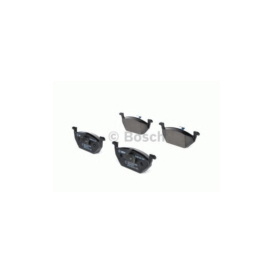 Bosch 0986424364 Brake Pad Set With Anti Squeak Plate With Piston Clip BP175