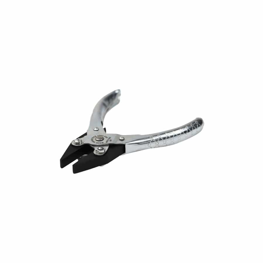 Maun MAU4870140 Flat Nose Pliers Smooth Jaw 140mm (5.1/2in) | Duco Car Parts UK