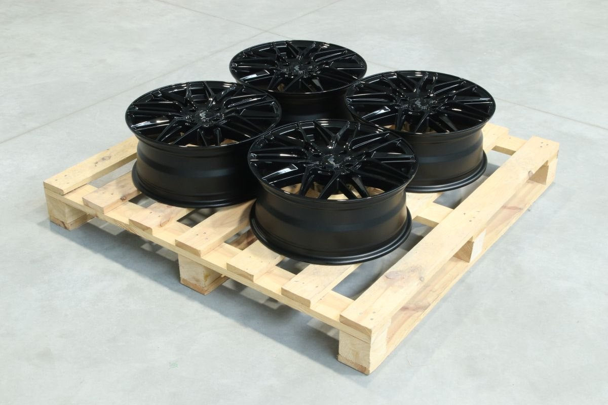 JR Wheels SET-JR#420 Set of JR28 17x7 ET20 4x108 Gloss Black