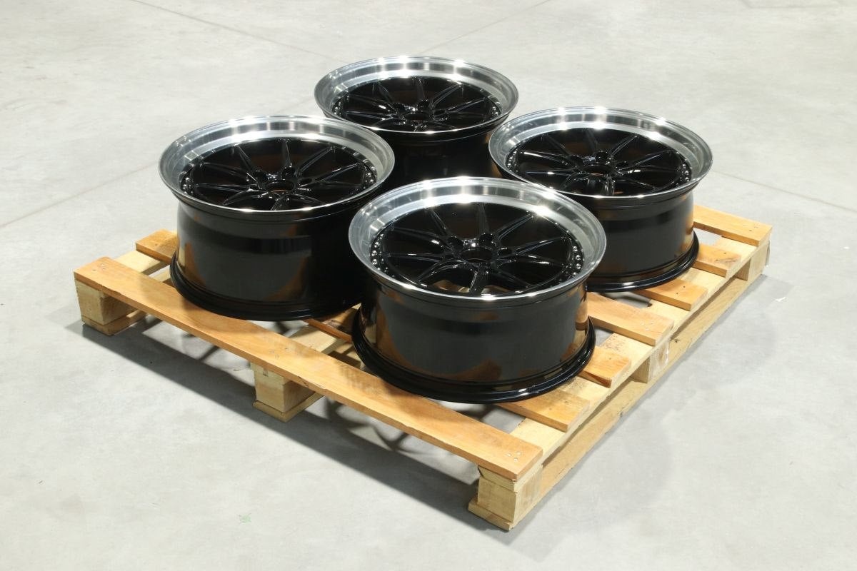 JR Wheels SET-JR#434 Set of JR39 19x8,5 + 19x9,5 ET15-35 BLANK Gloss Black w/Machined Lip