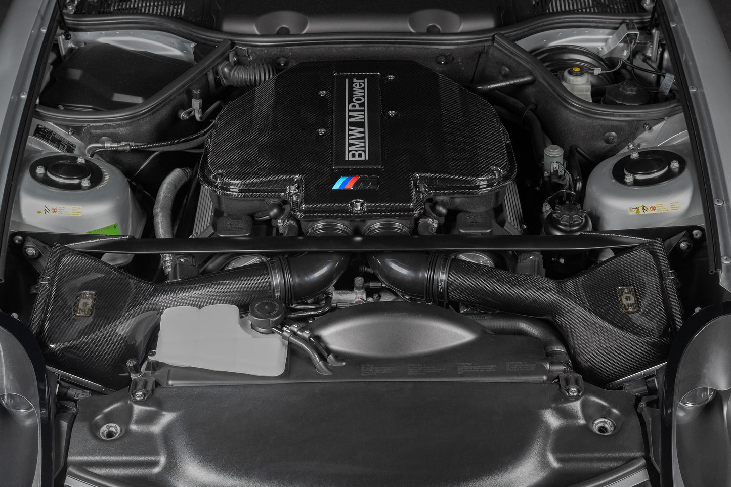 Eventuri BMW Z8 Intake System in Gloss Carbon Fiber