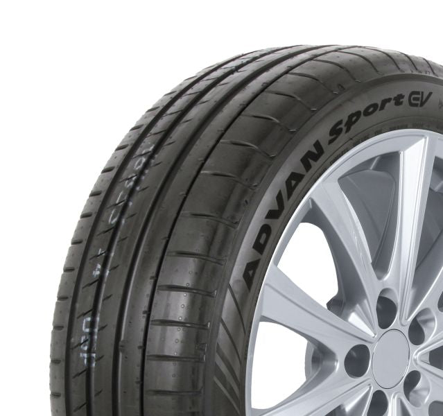 YOKOHAMA 24545R20LOYO103YV108 Summer Pkw Tyrebb71.0 Db