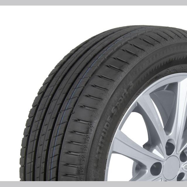 MICHELIN 27545R19LTMI108YLS3X Suv/4X4 Summer Tyreca70.0 Db