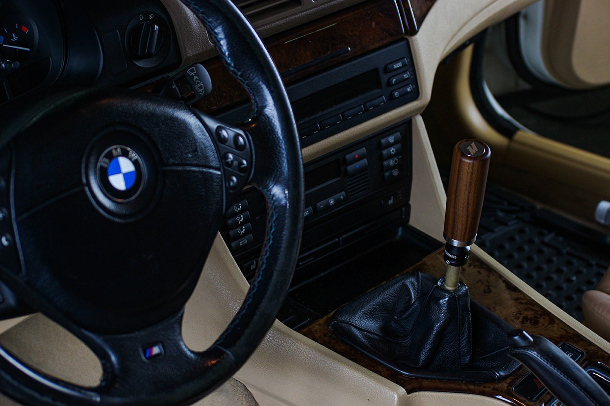Mishimoto MMSK-ADAP-BMW Non-Threaded Shift Knob Adapter
