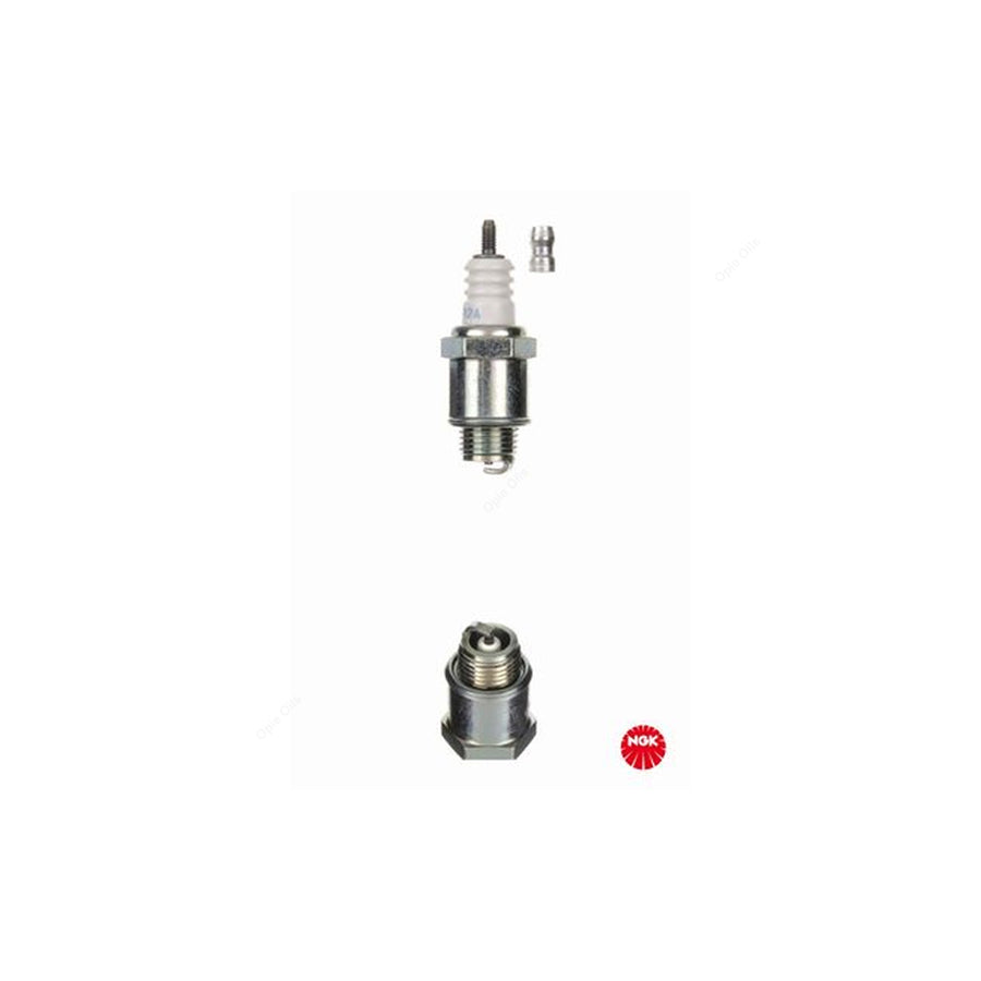 NGK BMR2A (7677) - Standard Spark Plug / Sparkplug - 5kOhm Resistor
