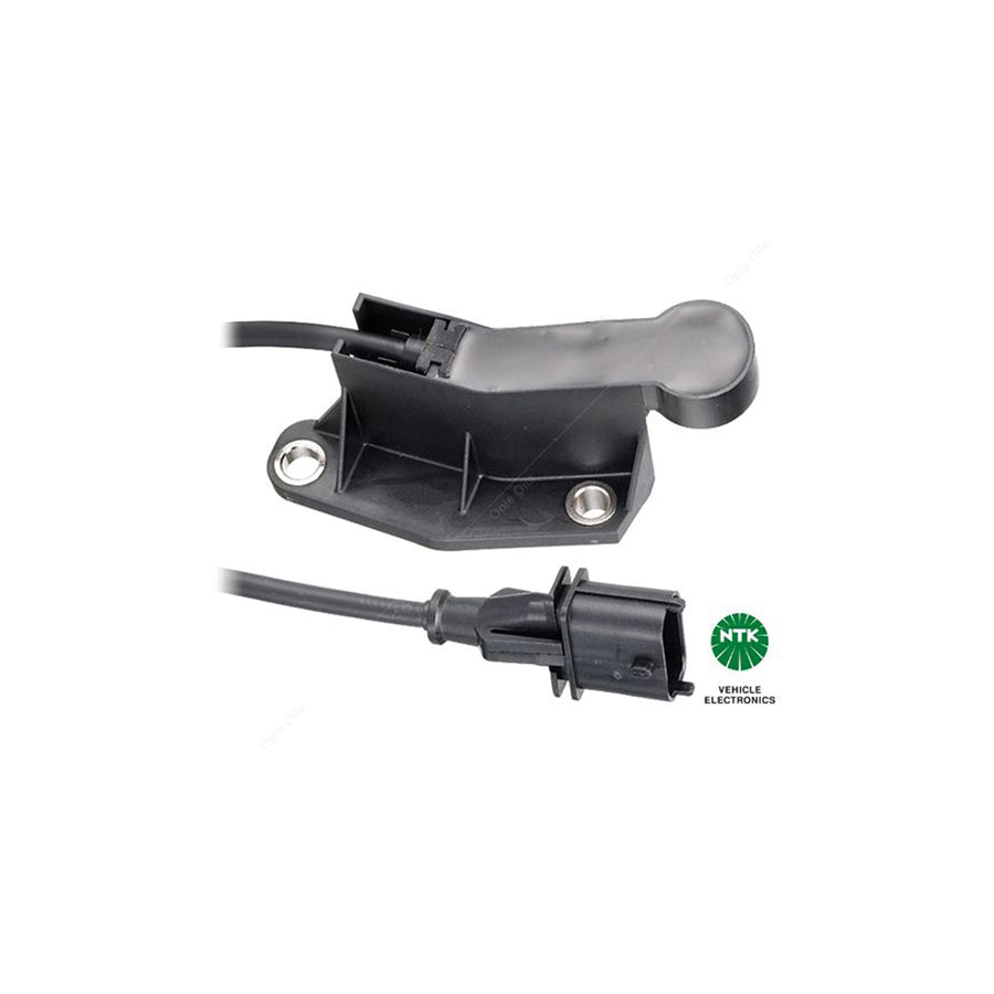 NGK Camshaft Position Sensor CHC3-A323 (NGK81322)