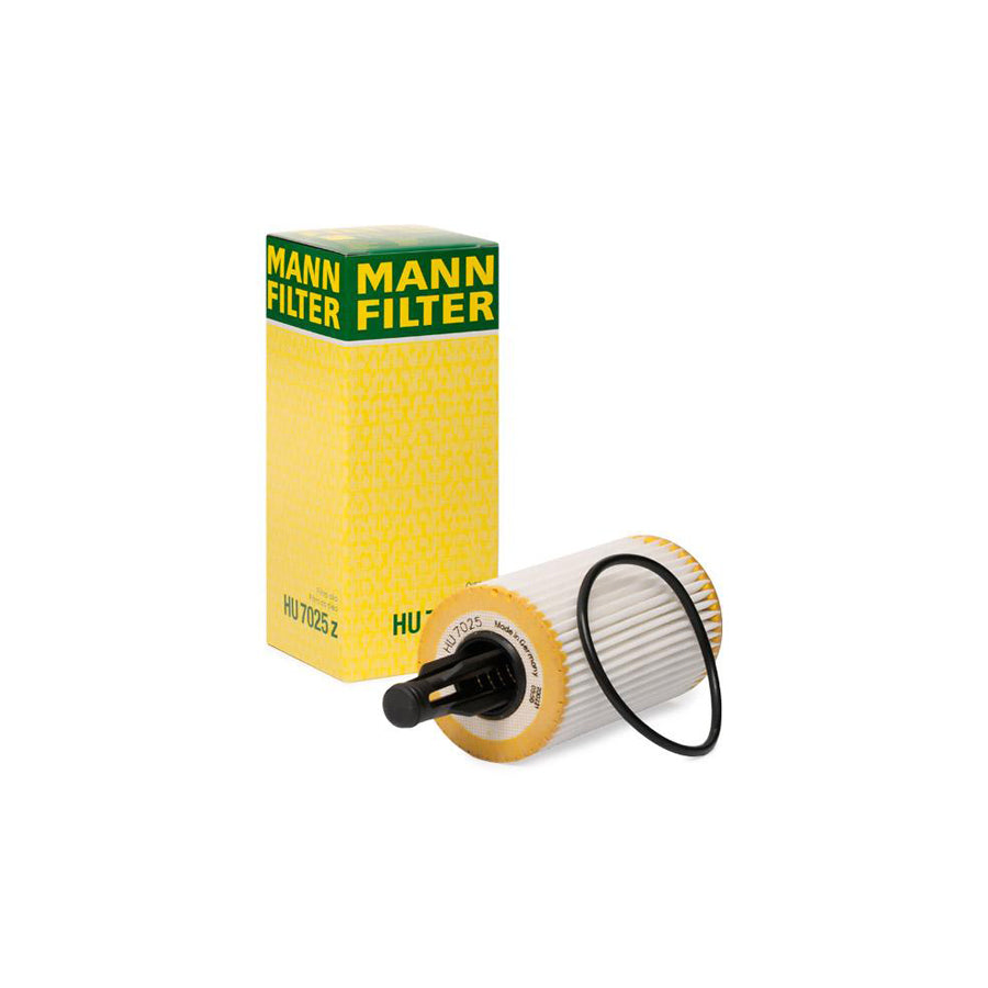 MANN-FILTER HU 7025 z Oil Filter with seal, Filter Insert