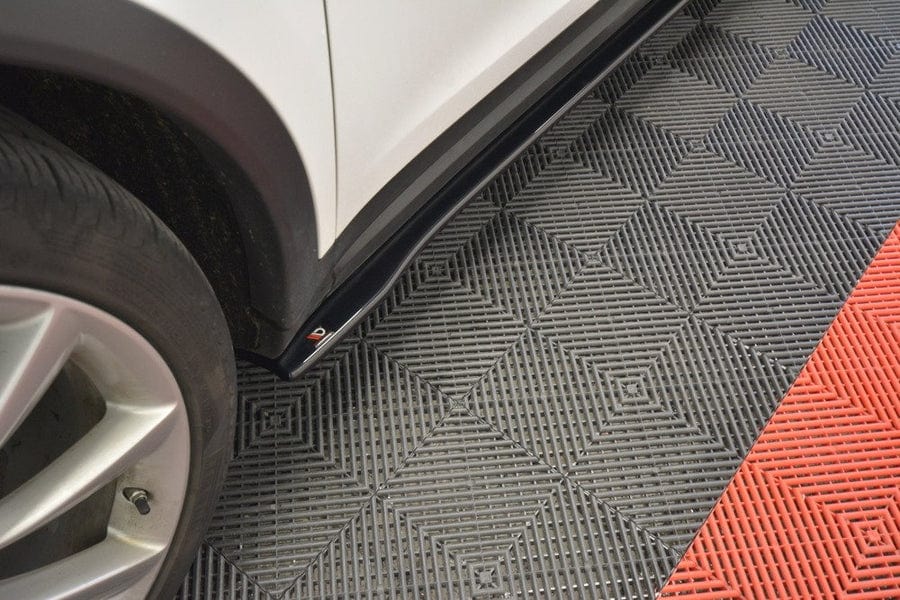 Maxton Design Tesla Model X Side Skirts Diffusers V.2