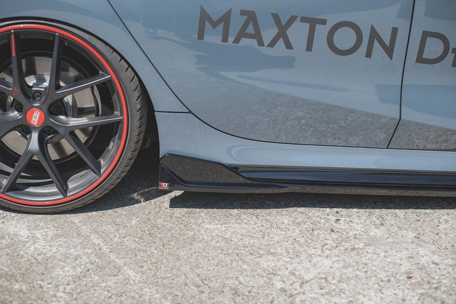 Maxton Design BMW Series 1 F40 M-Pack / M135i Side Skirts Diffusers V.3