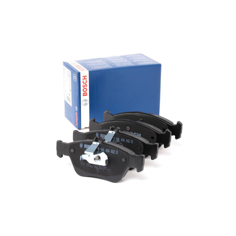 Bosch 0986494002 Brake Pad Set With Anti Squeak Plate With Piston Clip BP111