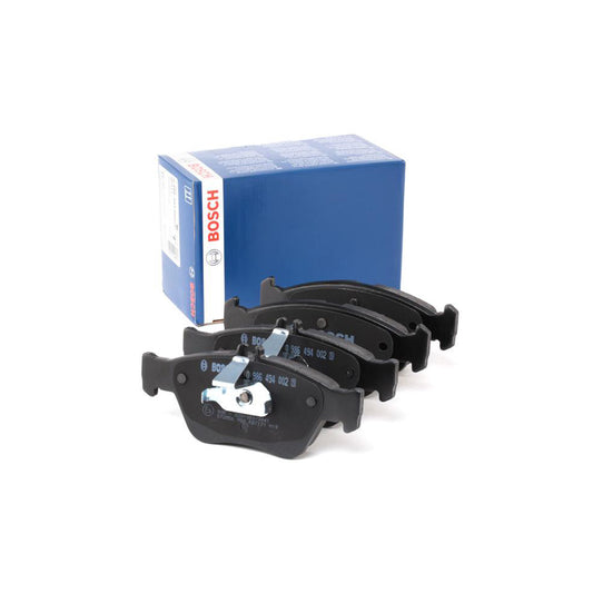 Bosch 0986494002 Brake Pad Set With Anti Squeak Plate With Piston Clip BP111
