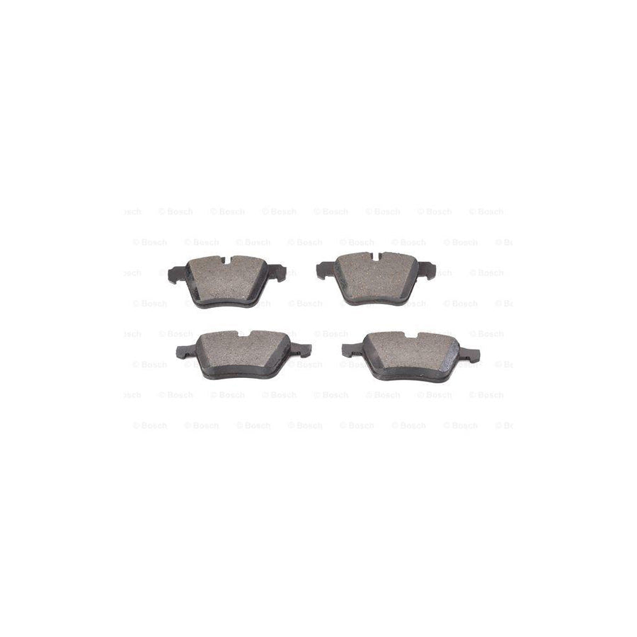 Bosch 0986494481 Brake Pad Set With Anti Squeak Plate With Piston Clip BP1402