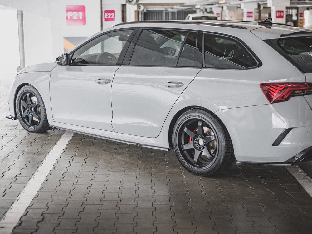 Maxton Design Skoda Octavia Rs MK4 (2020-) Side Skirts Diffusers V1