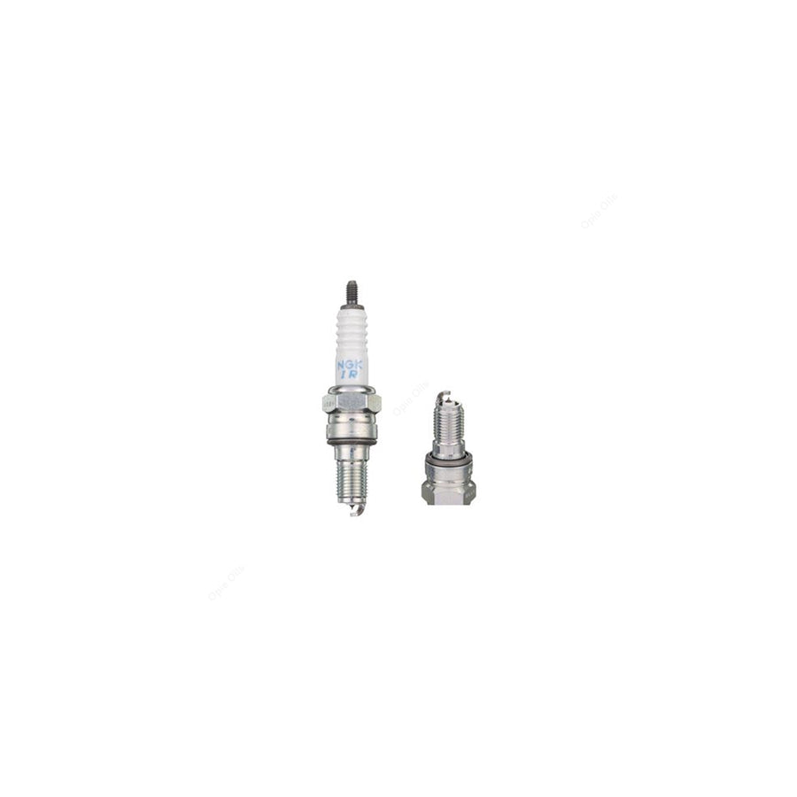 NGK IMR8C-9HES (5990) - Standard Spark Plug / Sparkplug - Platinum Ground Electrode