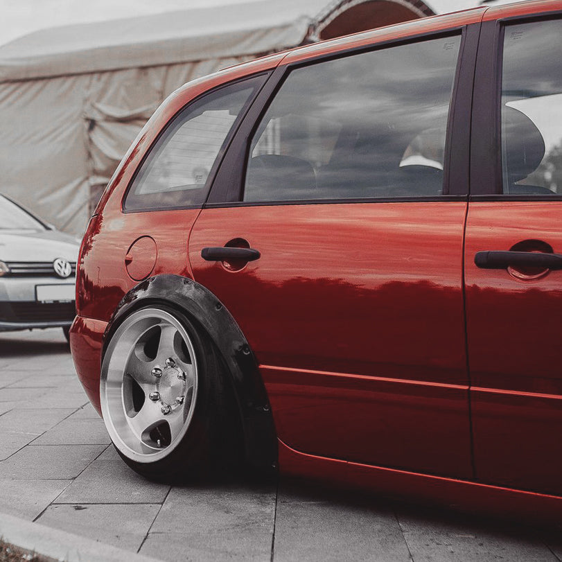 Clinched “New School” 4cm (1.6″) Fender Flares